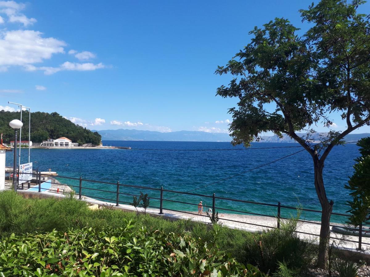Lilianka Hotel Selce Exterior foto